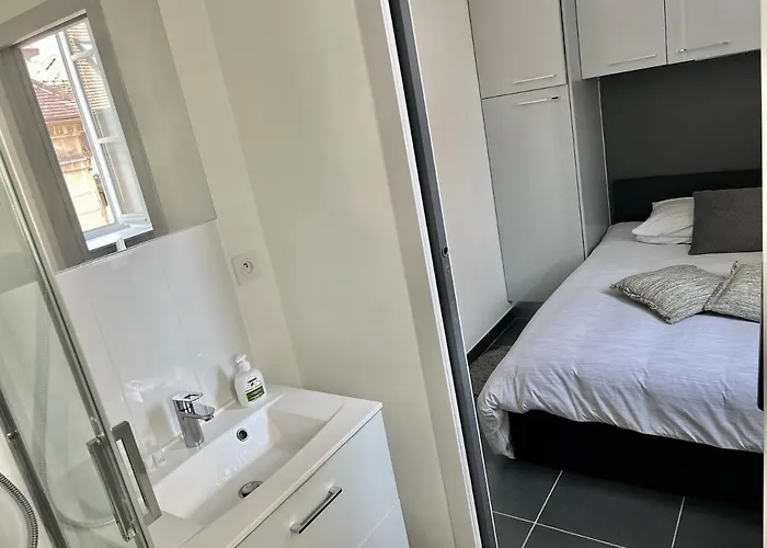 Le P'tit : Centre Historique De * ディジョン